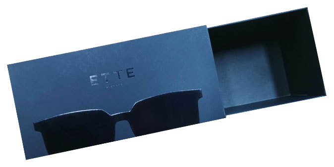 cekmeceli-taslamali-gozluk-kutusu